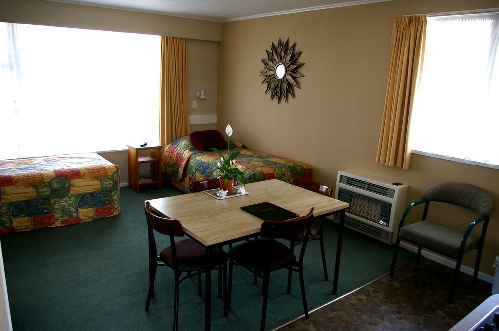 Totara Lodge Motel Levin Exterior photo