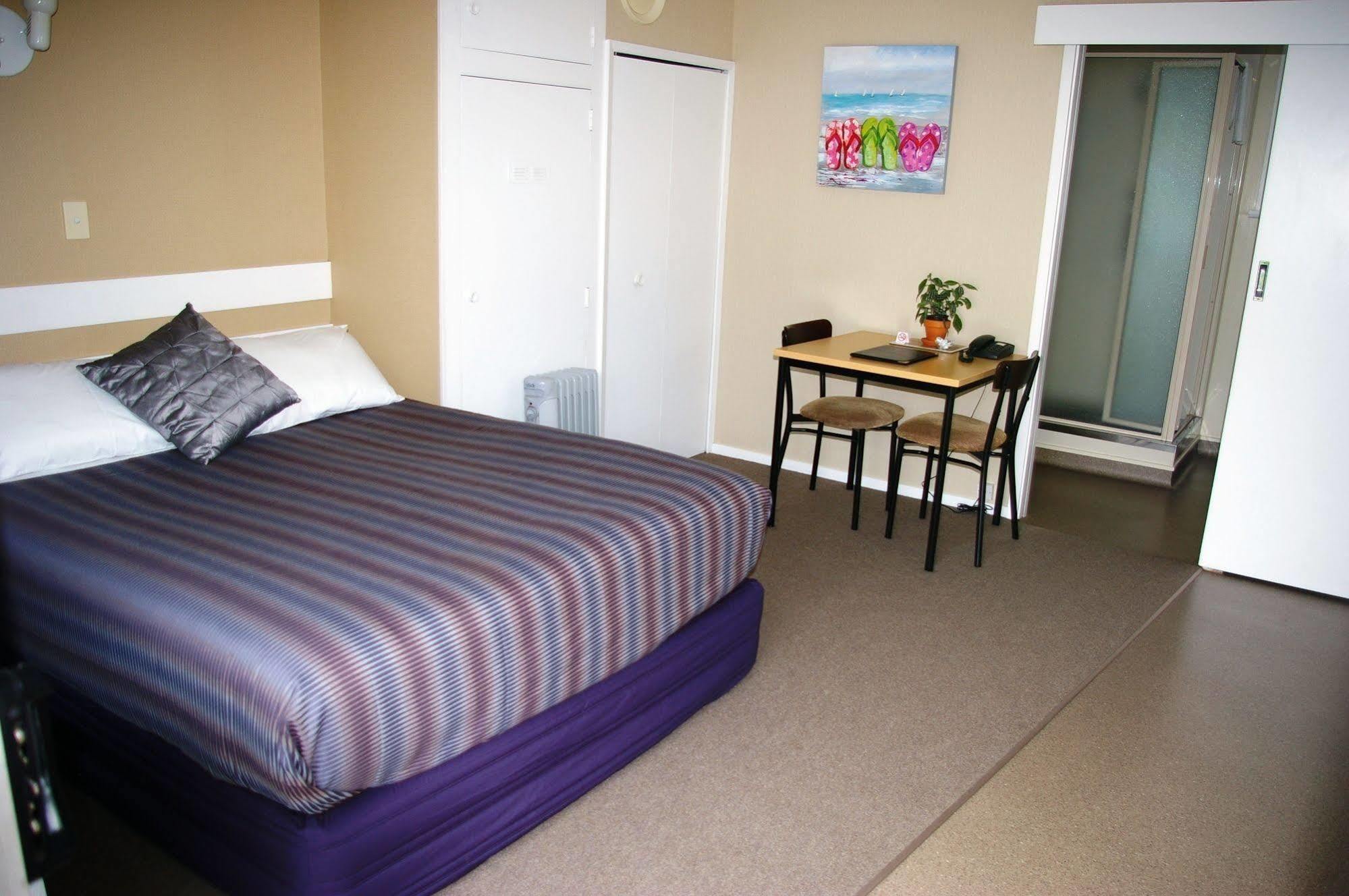 Totara Lodge Motel Levin Exterior photo
